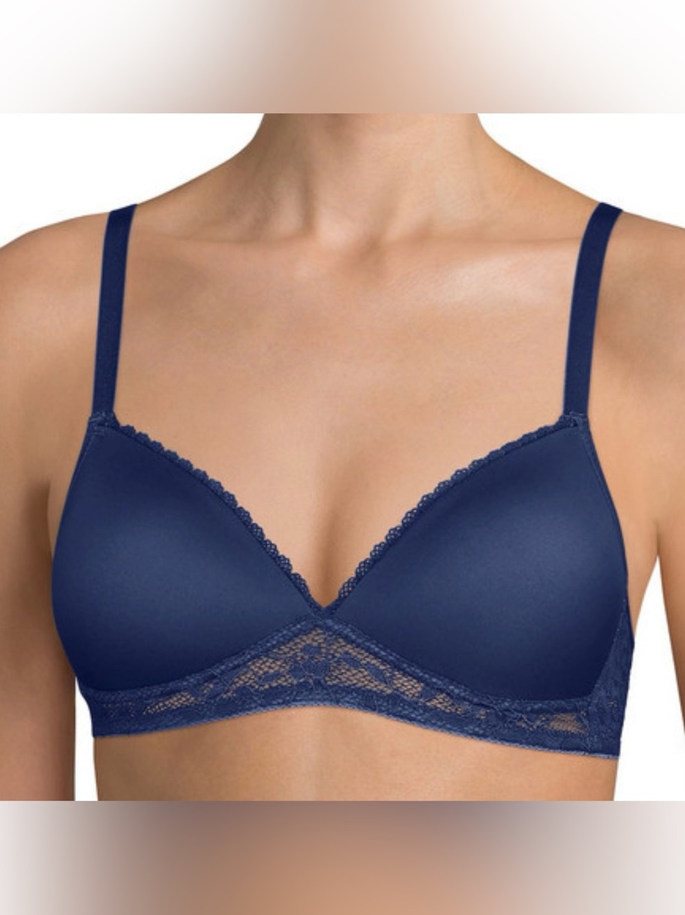 Womens Triumph endearing lace wire free bra size 40B